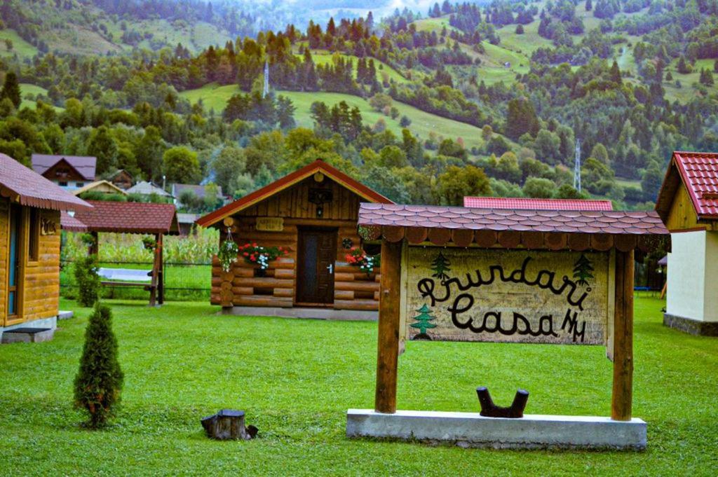 Hotel Casa Prundari Nicu Si Mirela Poiana Teiului Exteriér fotografie